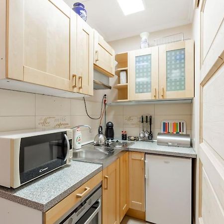 בודפשט Lovely 1 Bedroom Flat - Gazdagret מראה חיצוני תמונה